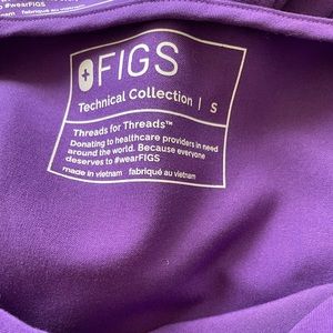 Digital Grape Figs Scrub Set